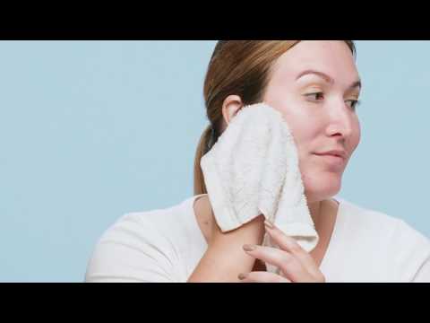 video of model applying gel polisher and removing